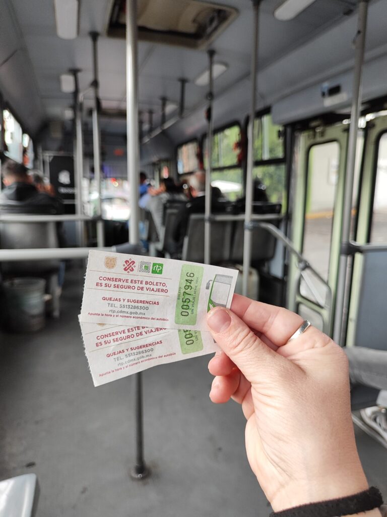 Los autobuses urbanos en CDMX son toda una aventura